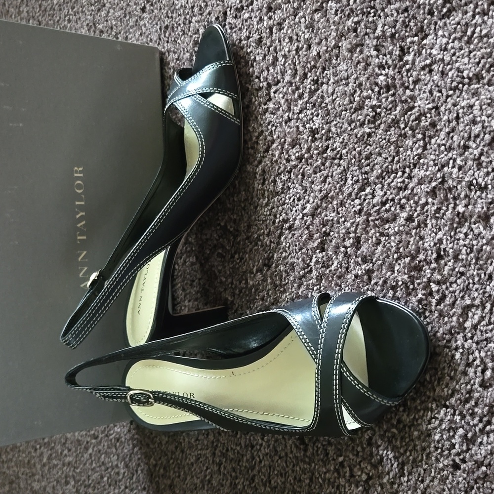 NEW Ann Taylor Black Slingback Peeptoe Heels 8M
